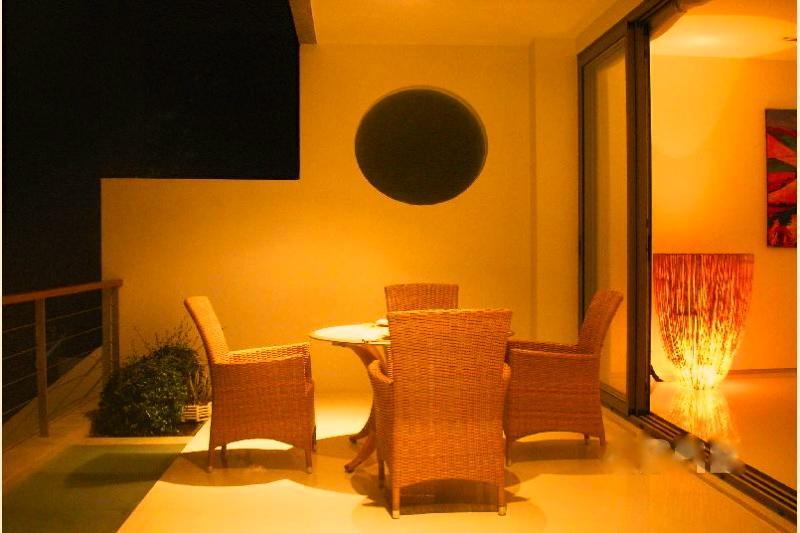 Atika Villas Patong Bagian luar foto